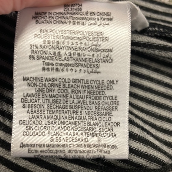 Bcbg thin grey and black striped medium top - Picture 4 of 7